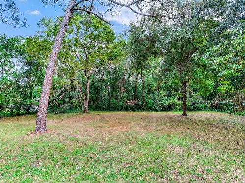 12607 51 St, Tampa FL 33619-1418 exterior