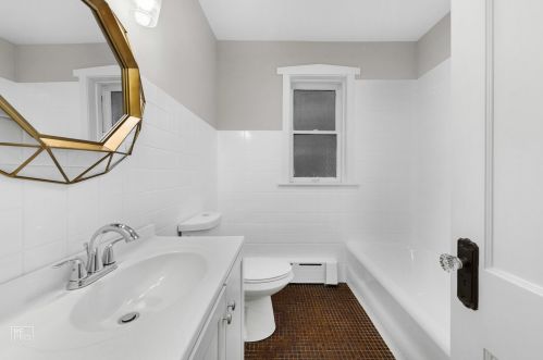 1608 51 Ct, Chicago IL 60804-1935 exterior