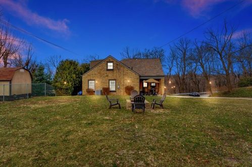 301 Bon Air Ave, Pittsburgh PA 15210-3208 exterior