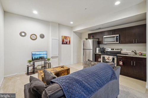 3436 10th Pl, Washington, DC 20032-5918