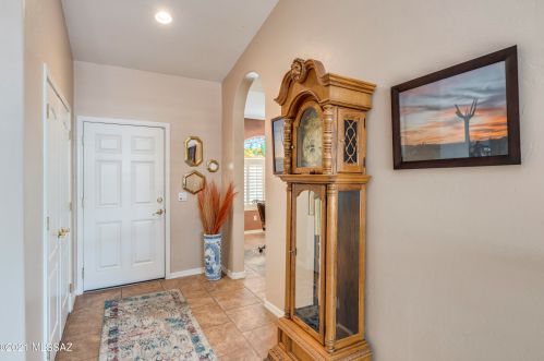 1534 Bank Swallow Rd, Green Valley AZ 85614-6025 exterior