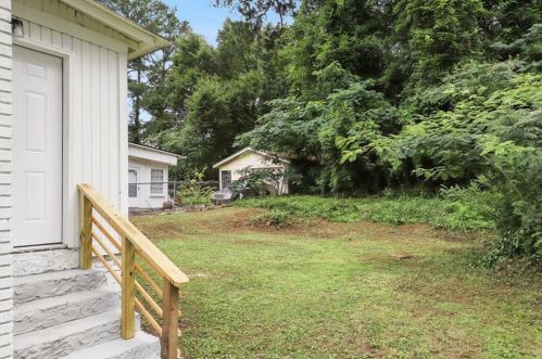 999 Cascade Rd, Atlanta GA  30311-2659 exterior