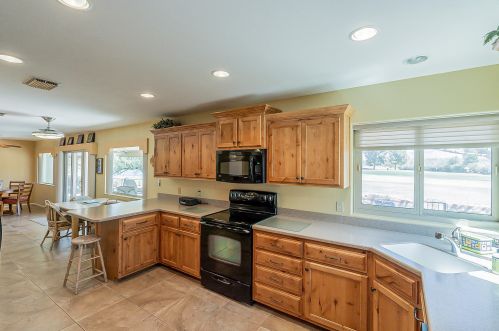 1102 Paseo De Golf, Green Valley AZ 85614-3604 exterior