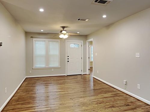 503 Dogwood Trl, Dallas TX  75224-3418 exterior