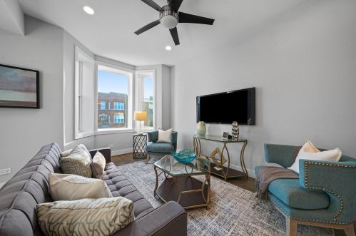 6522 Evans Ave, Chicago IL  60637-3414 exterior