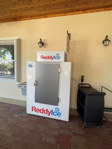 341 Springview Loop, Fort Pierce FL  34986-2664 exterior