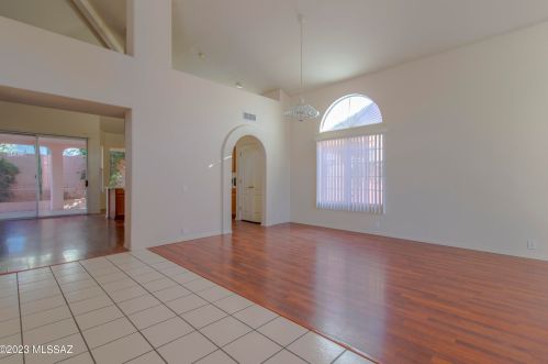 9870 Double Diamond Pl, Tucson AZ  85742-8713 exterior