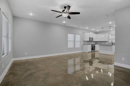 412 Monterey St, Denison TX  75020-6329 exterior