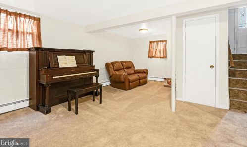 127 Forest Rd, Primrose PA  17901-4011 exterior