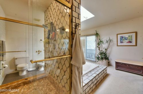 720 Roller Coaster Rd, Tucson AZ 85704-2628 exterior