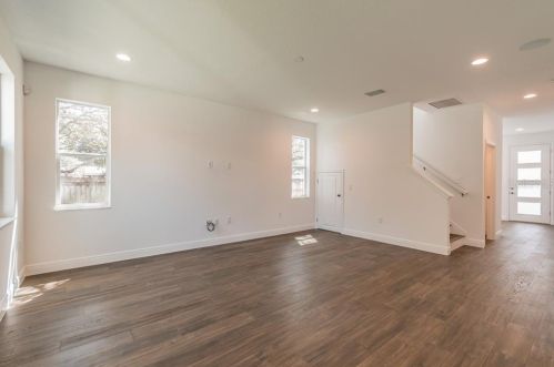 2113 Carmen St, Tampa FL 33606-1202 exterior