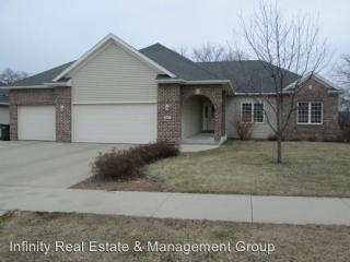 3022 Cassidy Dr, Rochester MN  55906-8392 exterior