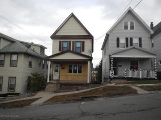 823 Hemlock St, Scranton PA  18505-2082 exterior