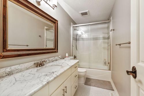 13830 Elkhart Rd, Saint Paul MN 55124-9248 exterior