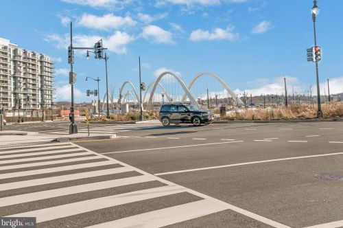 1515 1st St, Washington DC 20024-3411 exterior