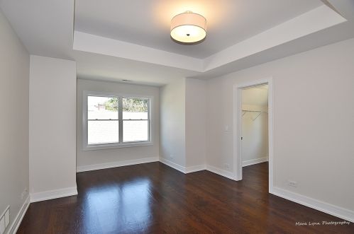 385 Berkley Ave, Elmhurst IL 60126-3167 exterior