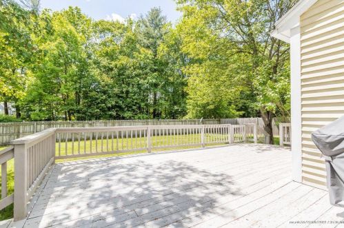 104 Roaring Brook Rd, Portland ME 04103-3777 exterior