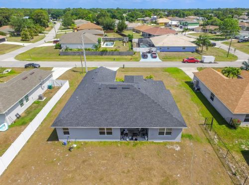 1482 Hunnicut Ave, Fort Pierce FL  34953-7002 exterior