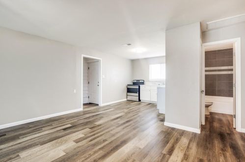 3705 Black Oak Dr, Dallas TX 75241-3308 exterior