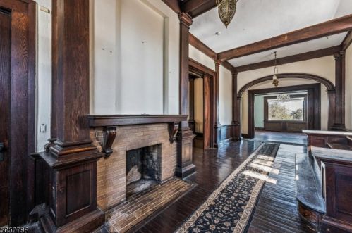 105 Upper Mtn Ave, Montclair NJ 07043-1436 exterior