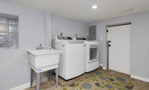 1229 32nd St, Chicago IL  60608-6318 exterior