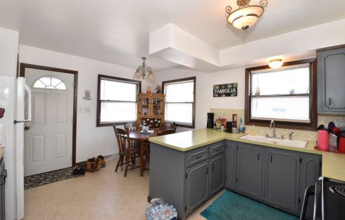 11020 Langlade St, Milwaukee, WI 11022-1321