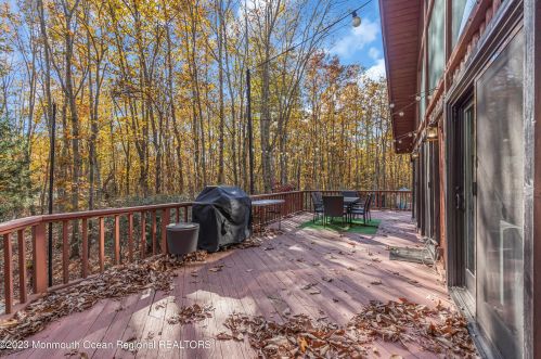 218 Chandler Rd, Jackson Twp NJ  08527-4339 exterior