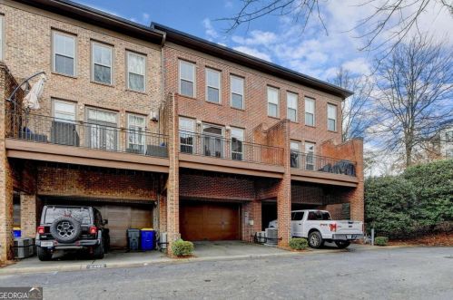 2378 Crescent Park Ct, Atlanta GA 30339-6022 exterior