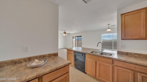 6863 Cottontail Run Ave, Tucson AZ 85756-3064 exterior