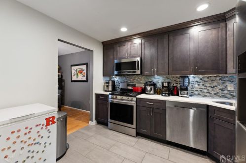 1704 Madaline Dr, Avenel, NJ 07001-1374