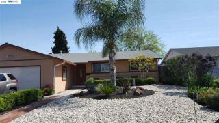 1812 Oakmead Dr, Concord CA  94520-3005 exterior