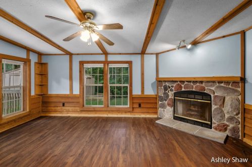 16308 27 St, Gobles MI 49055-9214 exterior