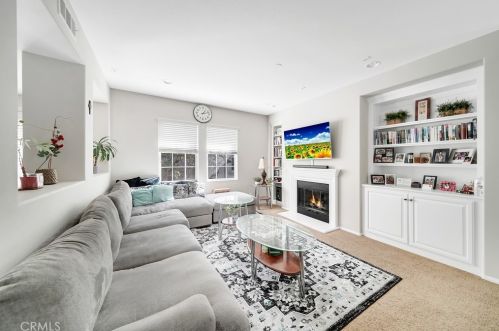 15231 Calverton Way, Tustin CA  92782-1737 exterior