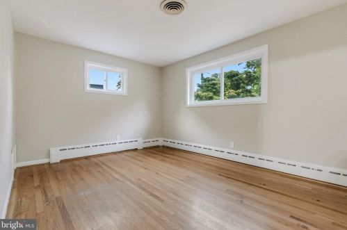 1633 Martha Ter, Rockville MD 20852-4133 exterior