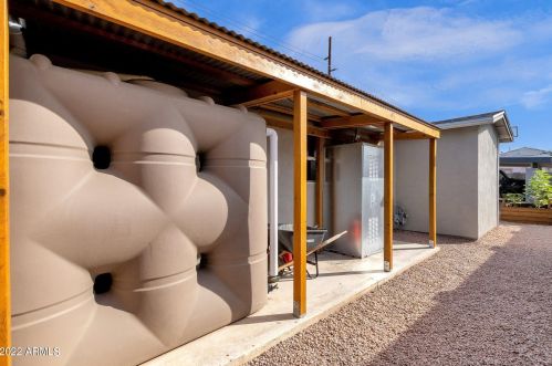 2545 15 St, Phoenix AZ 85040-1303 exterior