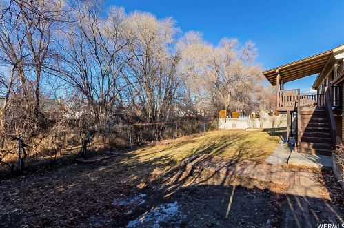 8146 Bryce Dr, Sandy UT 84070-0457 exterior