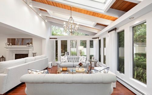 48 Cedar Rdg Ln, Huntington Station NY 11746-7941 exterior