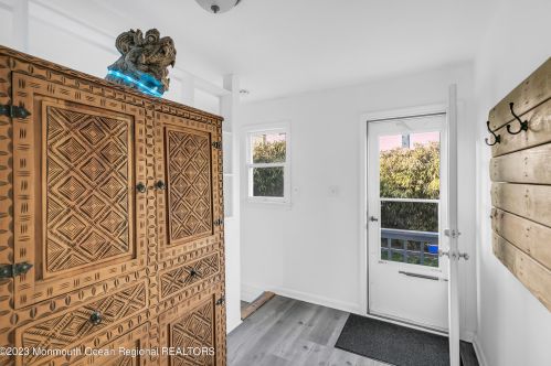 7 Church St, Locust NJ 07760-2104 exterior