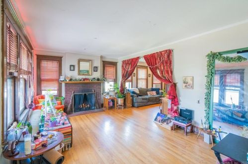 1146 Blvd, Hartford CT 06119-1720 exterior