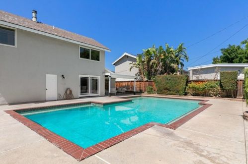 13422 Epping Way, Tustin CA  92780-4743 exterior