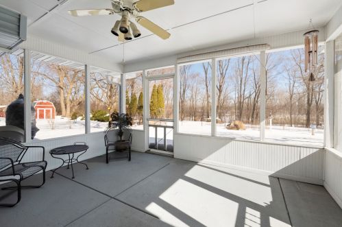 904 Addleman St, Joliet IL 60431-8761 exterior