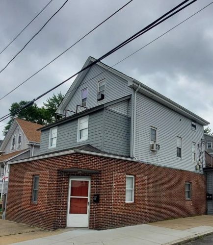 272 Smith St, Providence RI 02911-3307 exterior