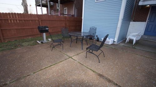 4947 Arsenal St, Saint Louis MO 63139-1001 exterior