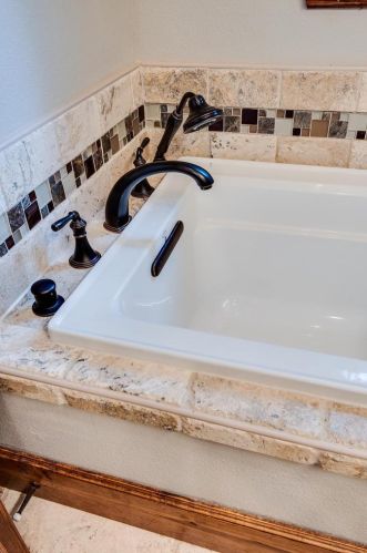 1610 Madison St, Madison WI  53711-2122 exterior