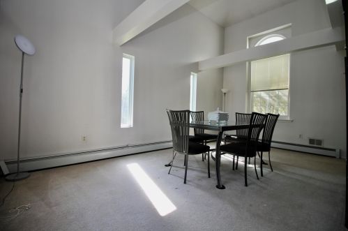 210 Kentucky Way, East Freehold NJ 07728-4657 exterior