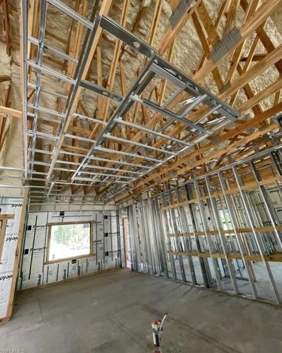 4221 7 Ave, Naples FL 34119-1523 exterior