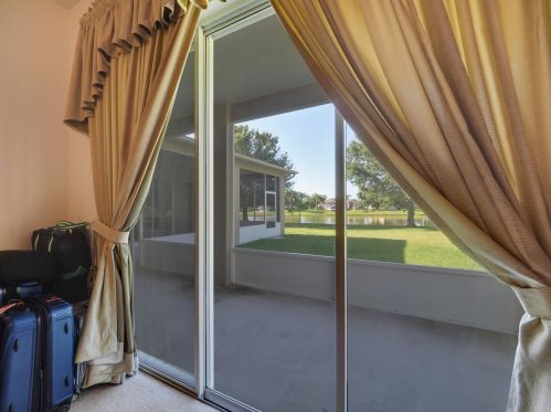 2811 Serenity Cir, Fort Pierce FL 34981-5054 exterior