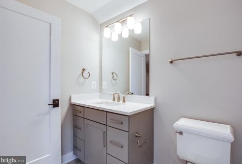 1978 Kirby Rd, Mc Lean VA 22101-5326 exterior