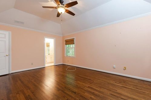 11 Bohler Mews, Atlanta GA 30327-1141 exterior