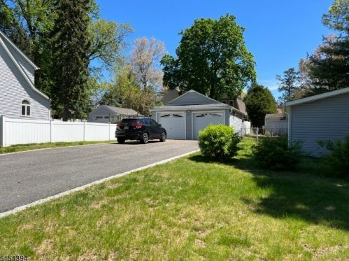 205 Fulton St, N Milford, NJ 07646-1651